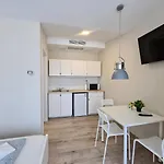 شقة Oet Fenyo Apartmanhaz