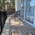 Oet Fenyo Apartmanhaz