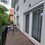 Oet Fenyo Apartmanhaz Appartement *