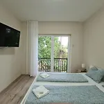 Oet Fenyo Apartmanhaz Siófok