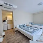 Appartement Oet Fenyo Apartmanhaz Siófok