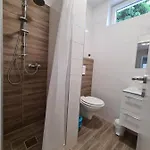 Oet Fenyo Apartmanhaz Siófok