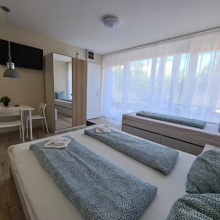 דירה Oet Fenyo Apartmanhaz