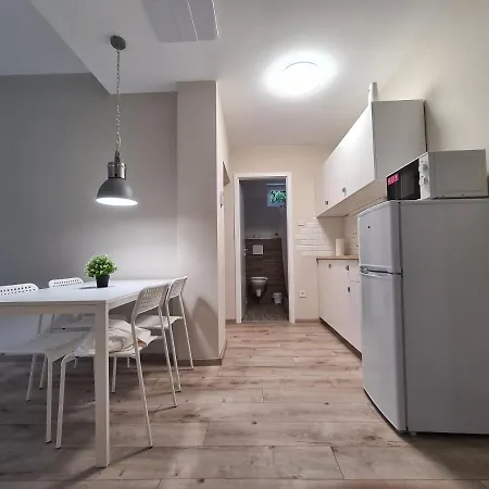 Apartamento öt Fenyő *