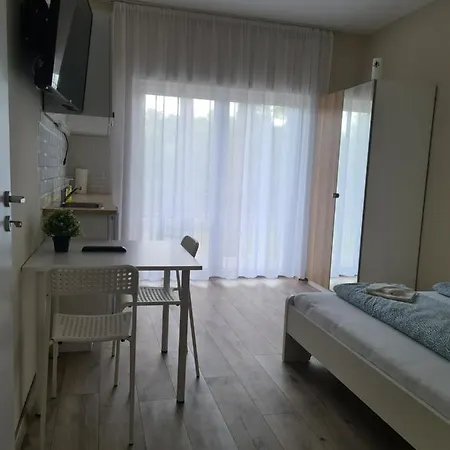 öt Fenyő Apartamento