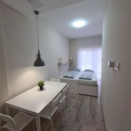 öt Fenyő Apartamento