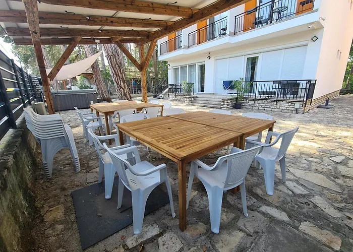 Appartement Oet Fenyo Apartmanhaz